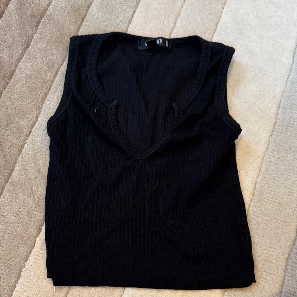 Missguided + Black Ribbed Tank Top